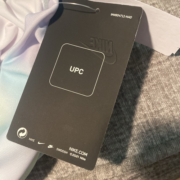 Nike Tye Dye Leggings - Picture 7 of 9